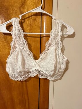 Lace Bralette - Women's Intimates